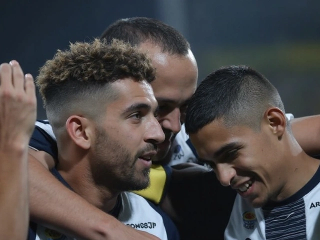 Alianza Lima aplasta a Comerciantes Unidos 4-0 y refuerza su puja por el título de Clausura